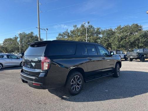 2021 Chevrolet Suburban 4WD Z71