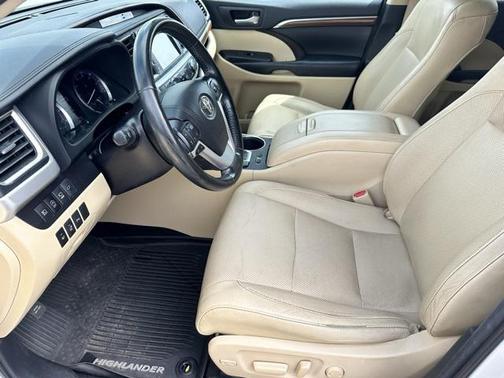 2018 Toyota Highlander Limited Platinum