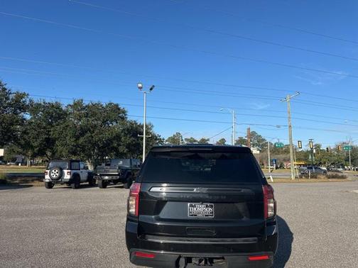 2022 Chevrolet Suburban 4WD Z71