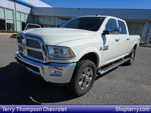 2018 RAM 2500 Laramie Crew Cab 4x4 6'4' Box