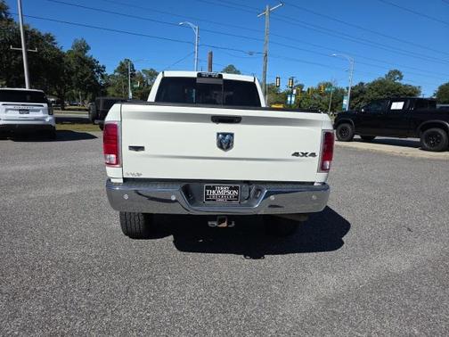2018 RAM 2500 Laramie Crew Cab 4x4 6'4' Box