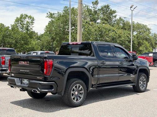 Onyx Black 2024 GMC Sierra 1500 AT4