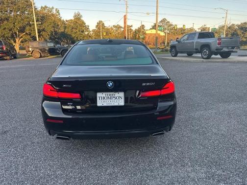 2022 BMW 530 i xDrive
