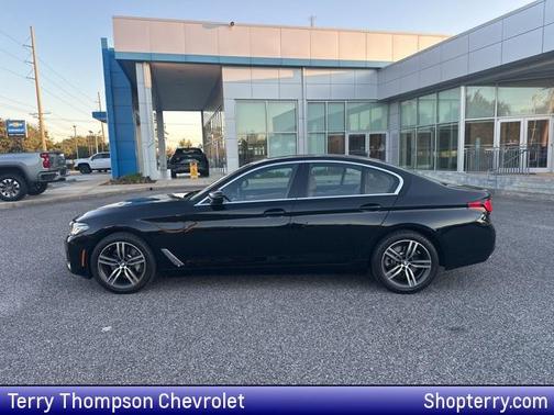 2022 BMW 530 i xDrive