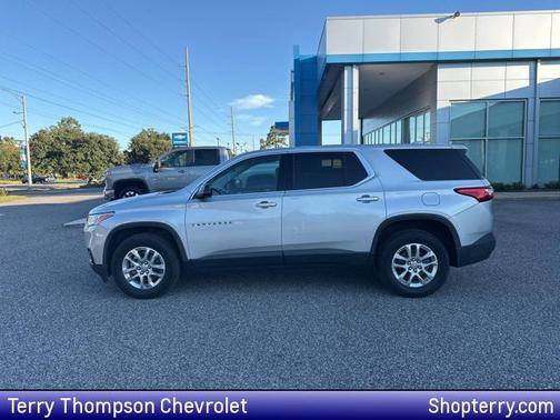 2021 Chevrolet Traverse LS