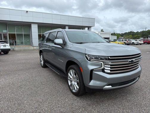Sterling Gray Metallic 2023 Chevrolet Suburban 2WD High Country