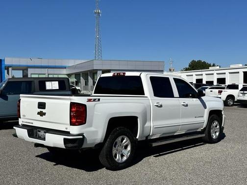 2017 Chevrolet Silverado 1500 2LT