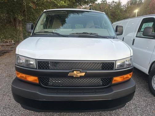 2025 Chevrolet Express 2500 RWD 2500 Regular Wheelbase WT