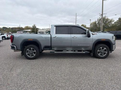 2025 GMC Sierra 2500 SLT