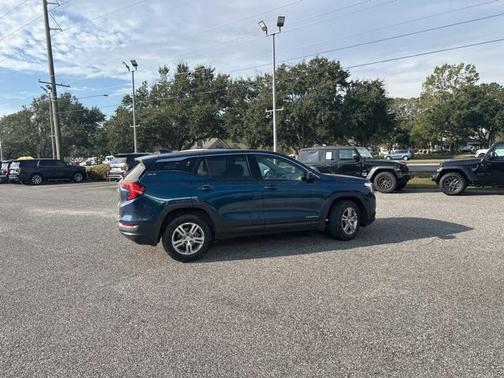 2020 GMC Terrain SLE