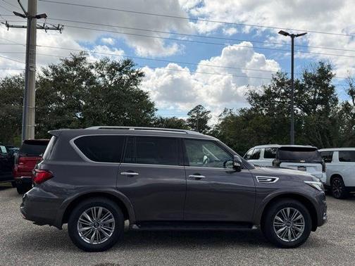 Anthracite Gray 2024 INFINITI QX80 Luxe