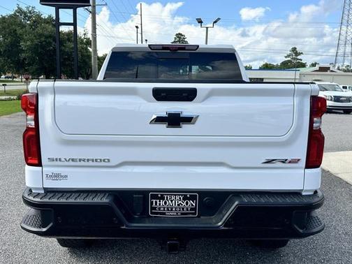 2025 Chevrolet Silverado 1500 ZR2