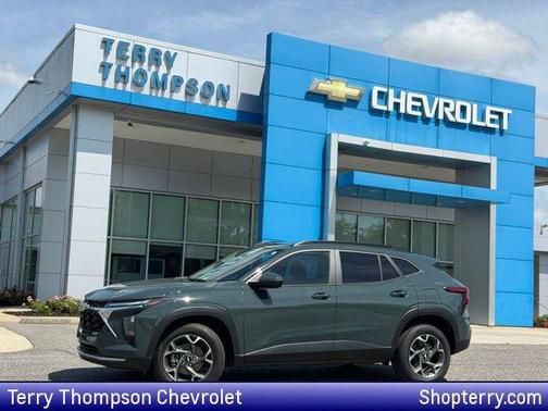 Cypress Gray 2025 Chevrolet Trax LT