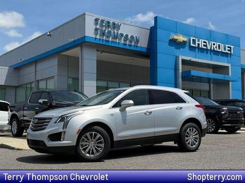 Radiant Silver Metallic 2019 Cadillac XT5 Luxury