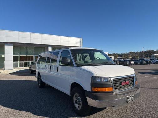2003 GMC Savana 3500 Base