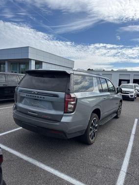 Sterling Gray Metallic 2023 Chevrolet Suburban RST