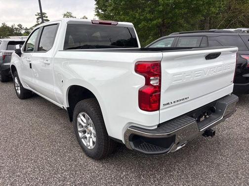 Summit White 2026 Chevrolet Silverado 1500 LT
