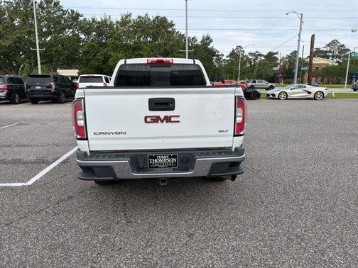 Summit White 2016 GMC Canyon SLT