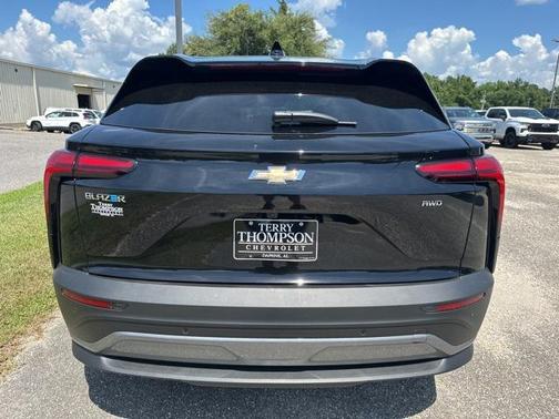 2025 Chevrolet Blazer EV eAWD LT