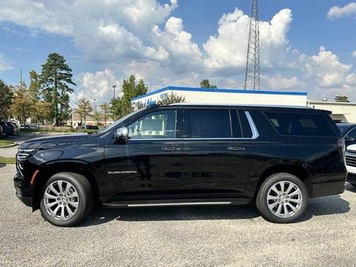 2025 Chevrolet Suburban Premier
