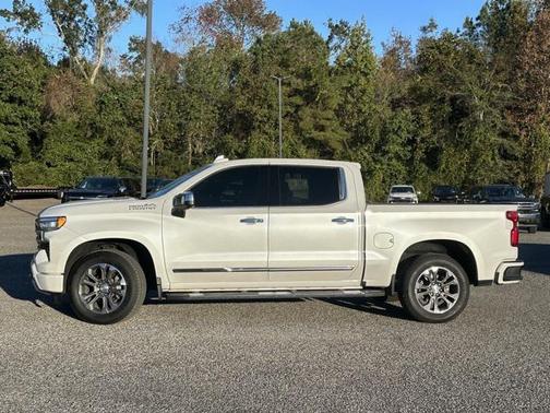 2022 Chevrolet Silverado 1500 High Country