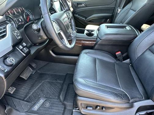 2020 GMC Yukon XL SLT