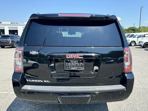 2020 GMC Yukon XL SLT