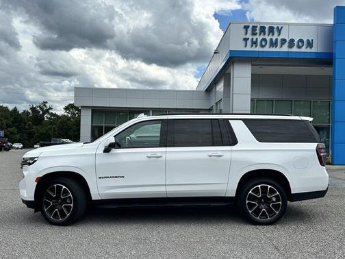 2022 Chevrolet Suburban RST
