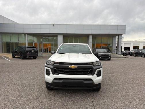 Summit White 2023 Chevrolet Colorado LT