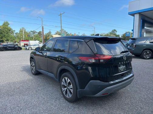 Super Black 2022 Nissan Rogue SV
