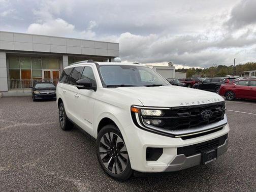 2025 Ford Expedition Platinum