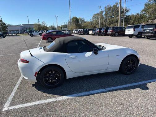 2019 Mazda MX-5 Miata Sport