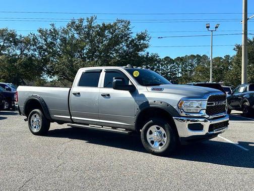 2024 RAM 2500 Tradesman Crew Cab 4x4 8' Box