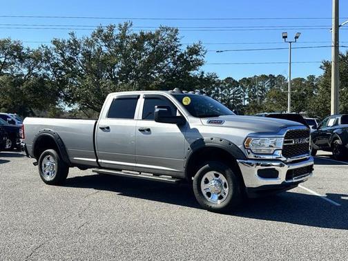 2024 RAM 2500 Tradesman Crew Cab 4x4 8' Box