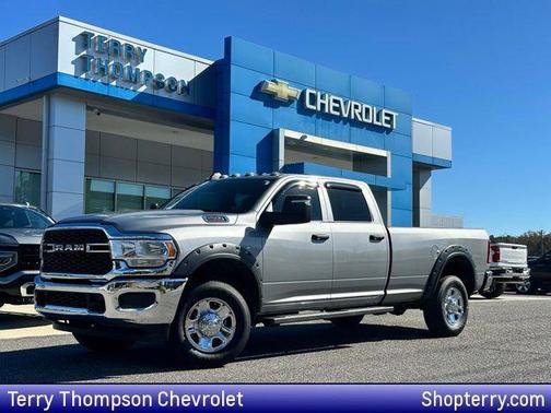 2024 RAM 2500 Tradesman Crew Cab 4x4 8' Box