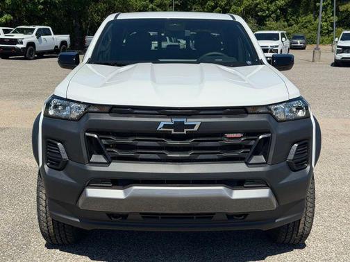 Summit White 2026 Chevrolet Colorado Trail Boss