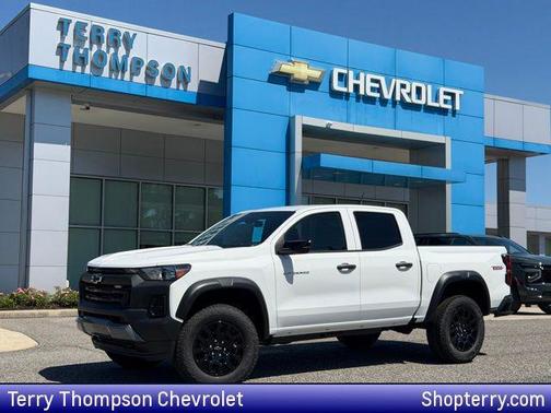 Summit White 2026 Chevrolet Colorado Trail Boss