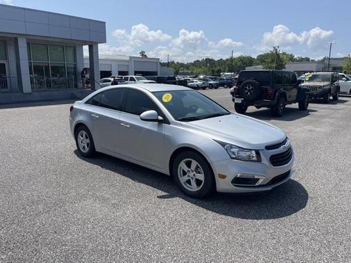 Silver Ice Metallic 2016 Chevrolet Cruze Limited 1LT