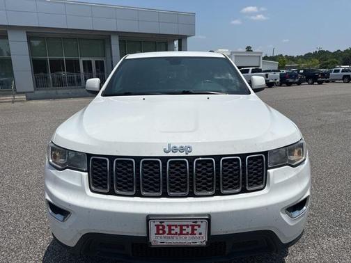 2017 Jeep Grand Cherokee Laredo