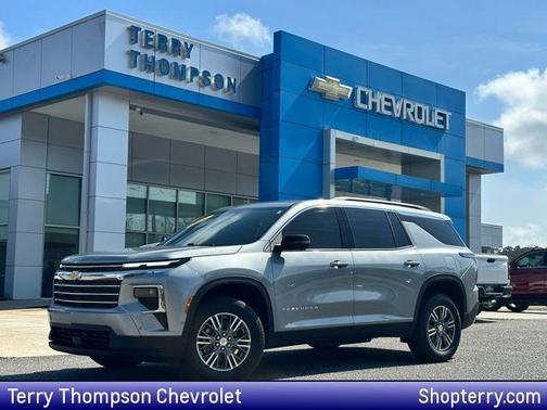 2024 Chevrolet Traverse LT