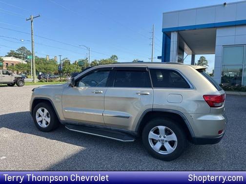 2011 Jeep Grand Cherokee Laredo