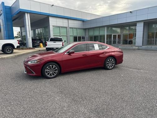 2022 Lexus ES 350 Base