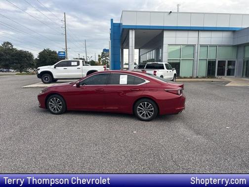 2022 Lexus ES 350 Base