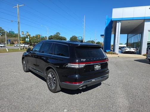 2022 Lincoln Aviator Standard