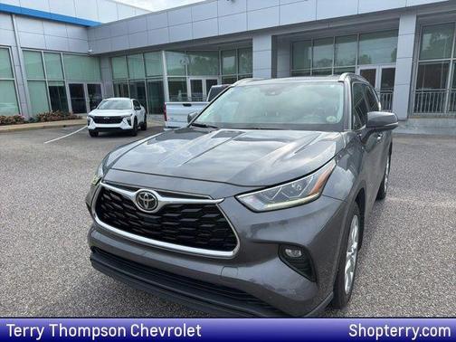 Magnetic Gray Metallic 2023 Toyota Highlander Limited