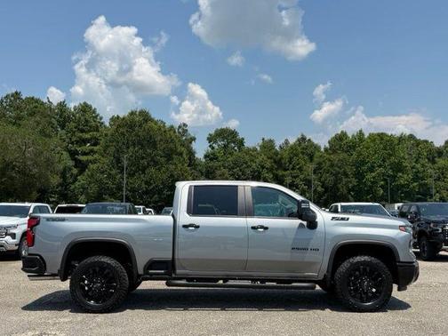 Sterling Gray Metallic 2026 Chevrolet Silverado 2500 LT