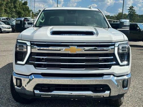 Summit White 2025 Chevrolet Silverado 2500 LTZ