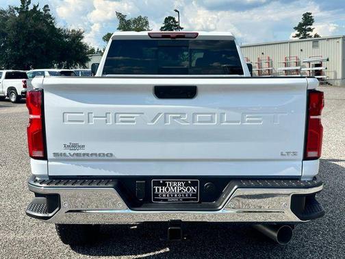 Summit White 2025 Chevrolet Silverado 2500 LTZ