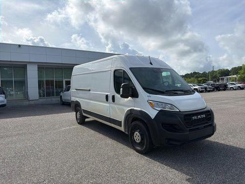 Bright White Clearcoat 2023 RAM ProMaster 2500 High Roof