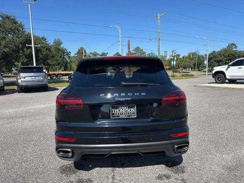 2016 Porsche Cayenne Cayenne